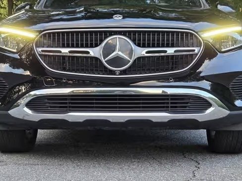 صورة السيارة