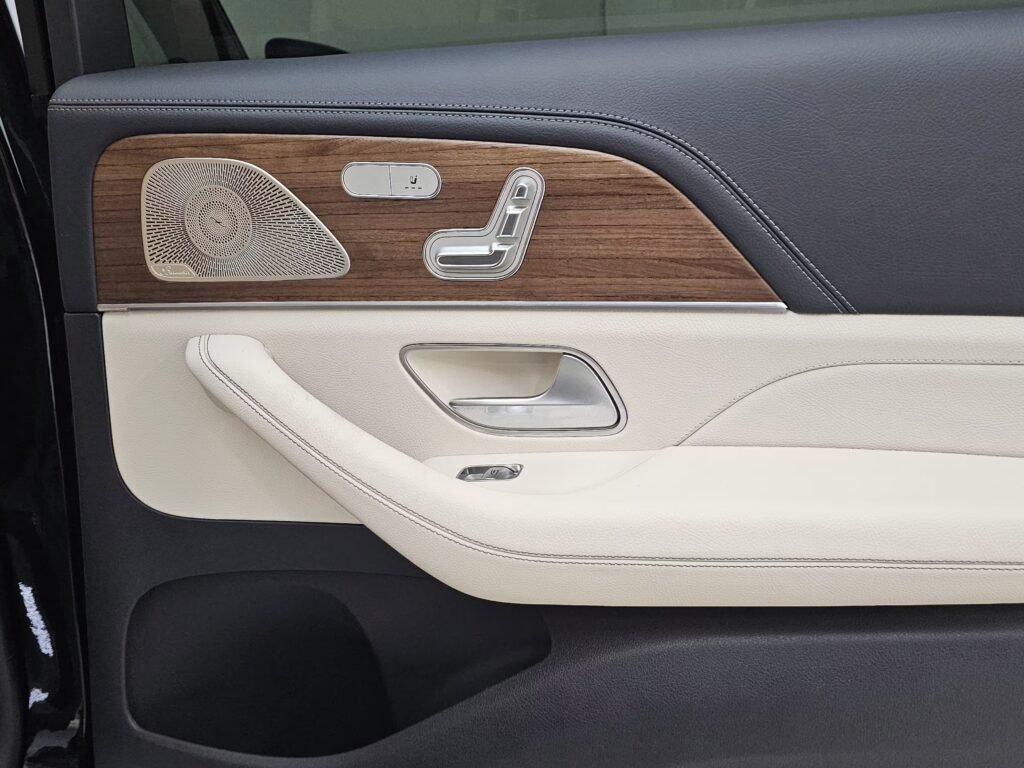 صورة السيارة