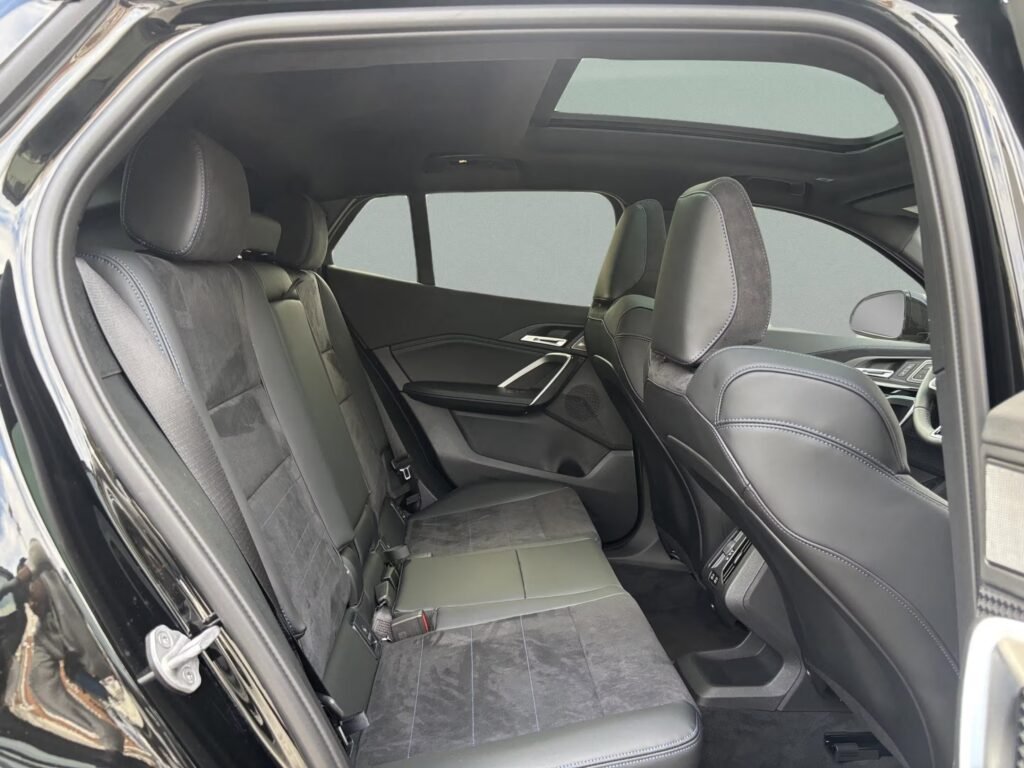 صورة السيارة