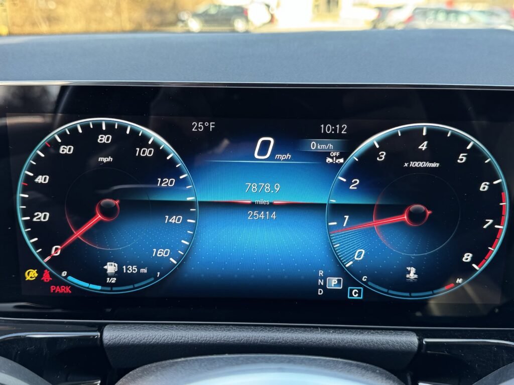 صورة السيارة