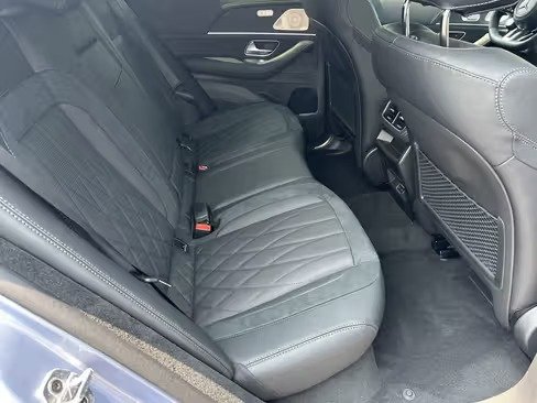 صورة السيارة