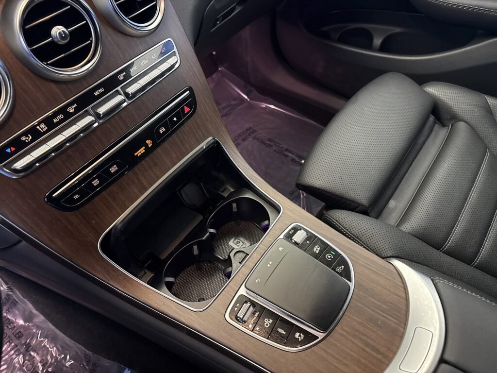 صورة السيارة