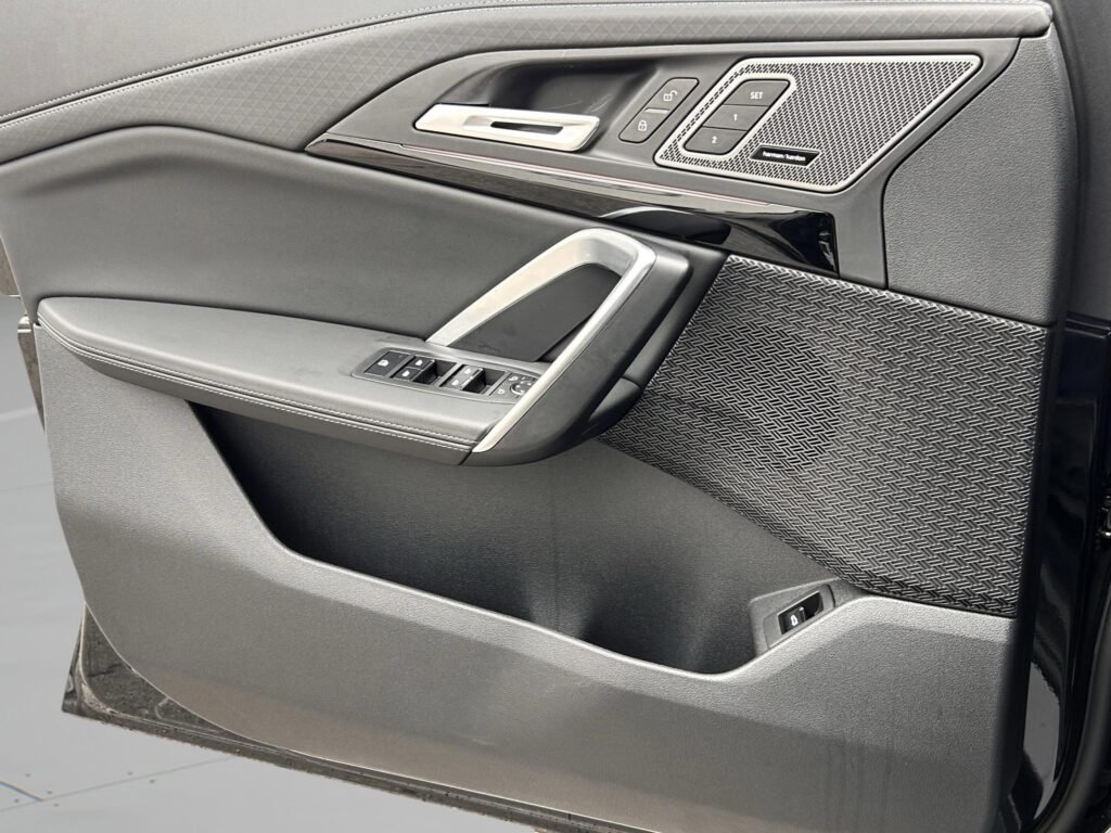 صورة السيارة