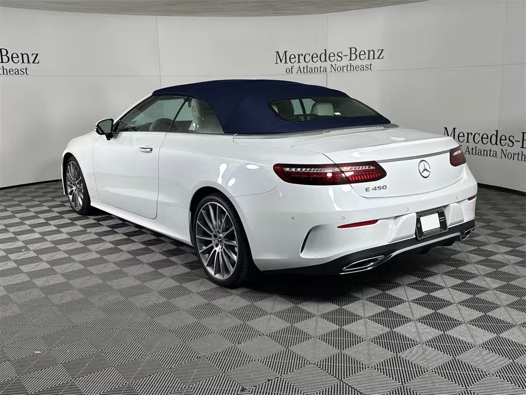 صورة السيارة