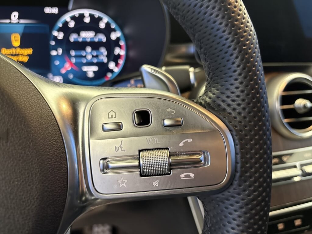 صورة السيارة