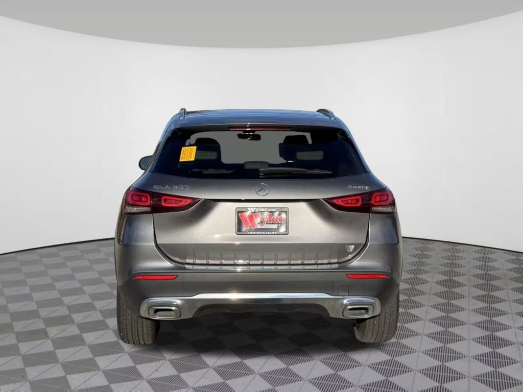 صورة السيارة