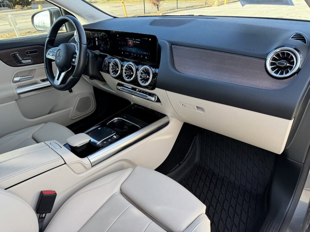 صورة السيارة