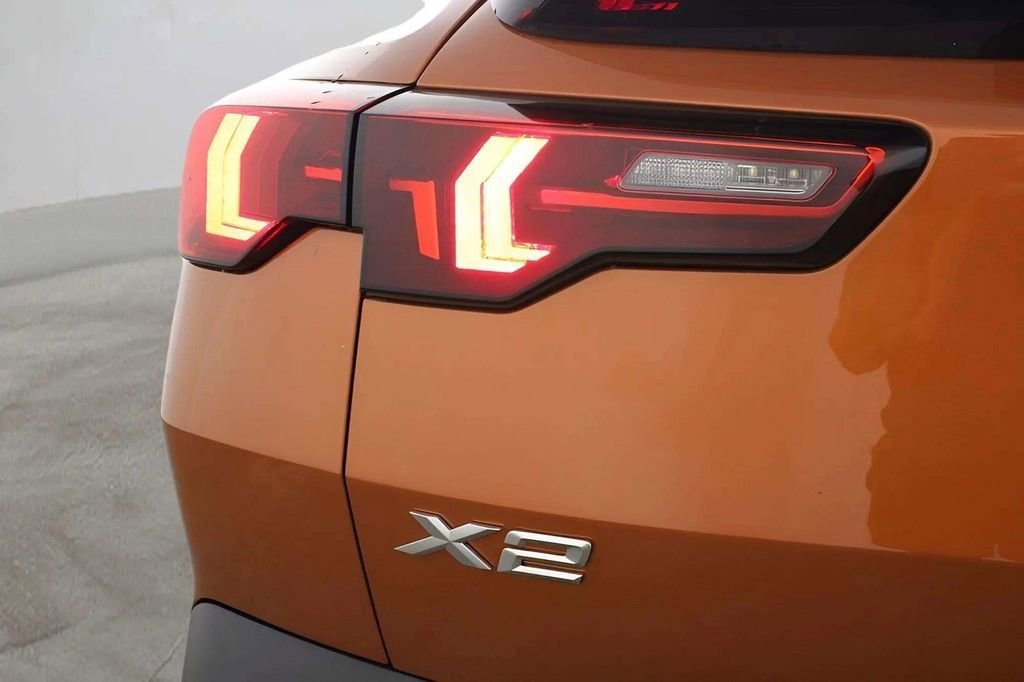 صورة السيارة