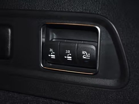 صورة السيارة