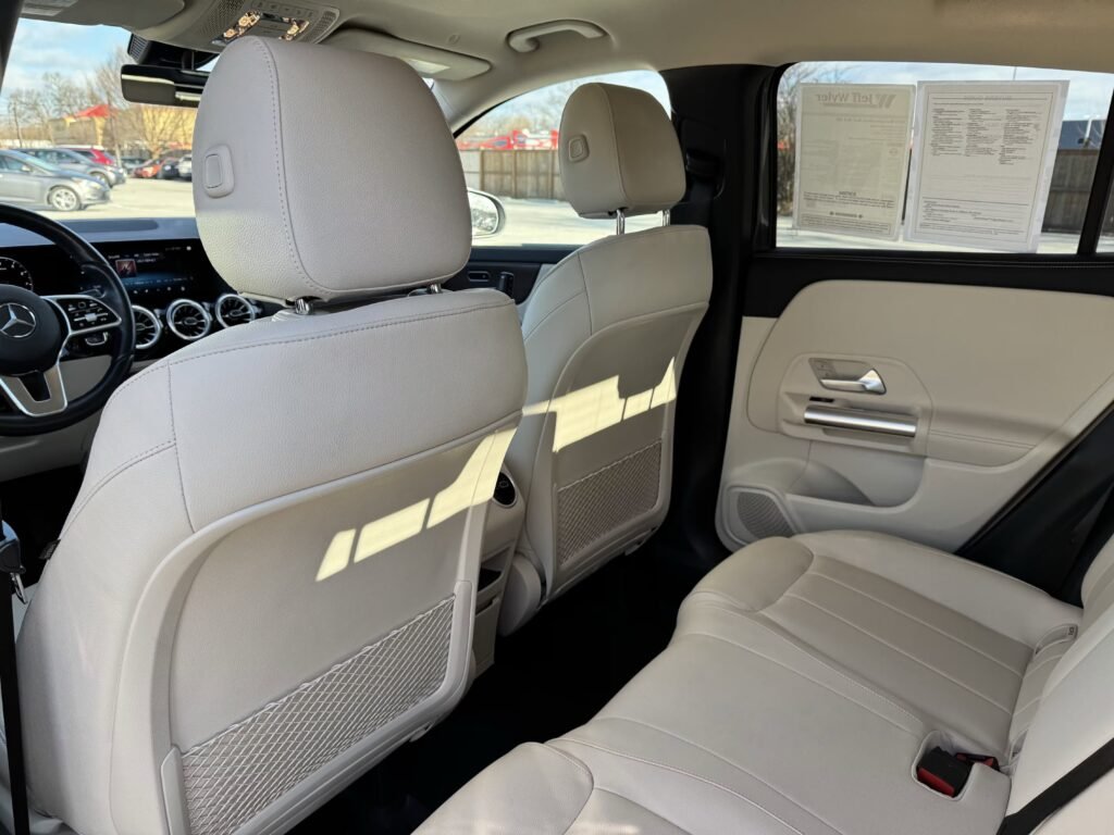 صورة السيارة