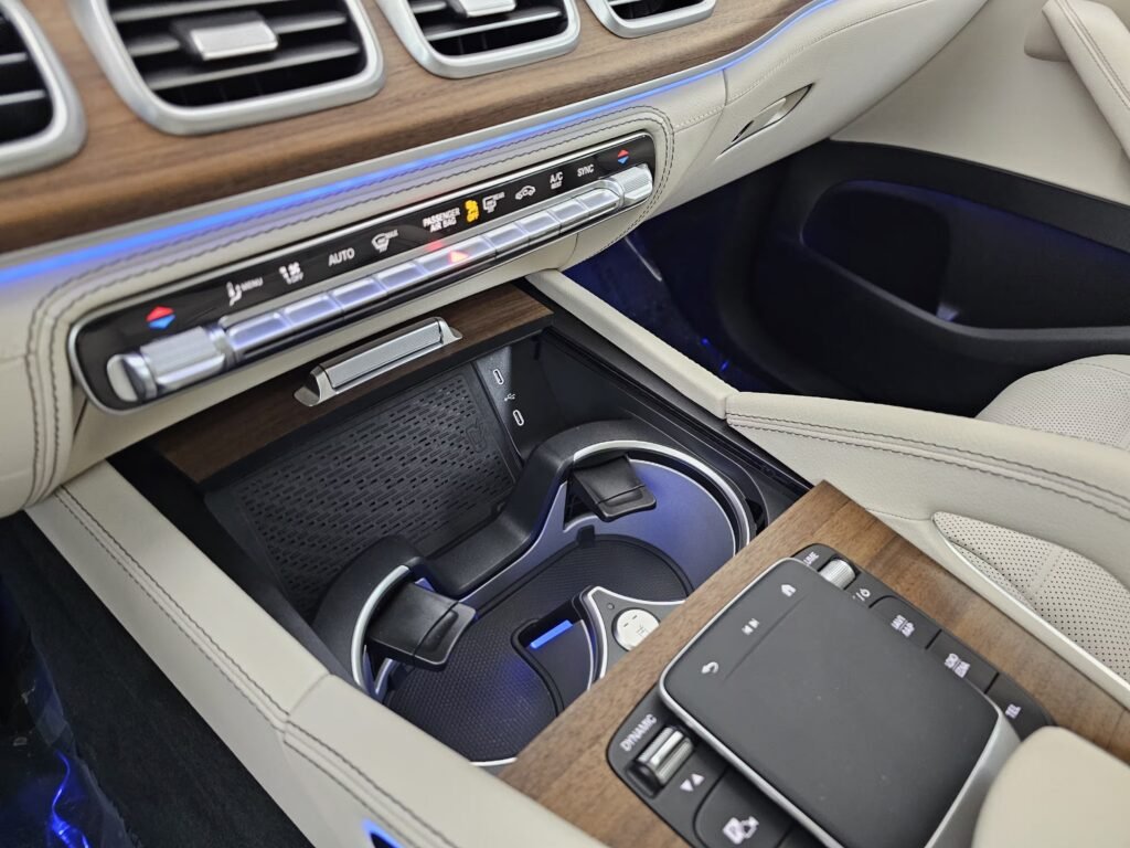 صورة السيارة