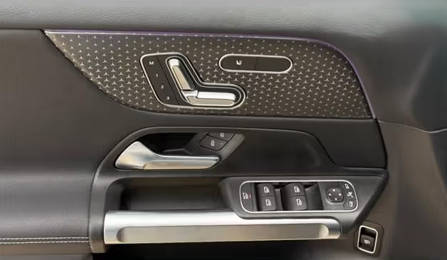 صورة السيارة