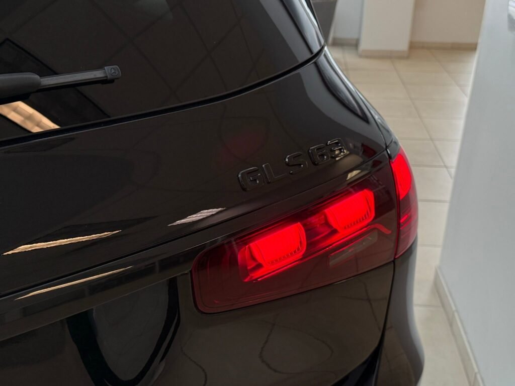 صورة السيارة