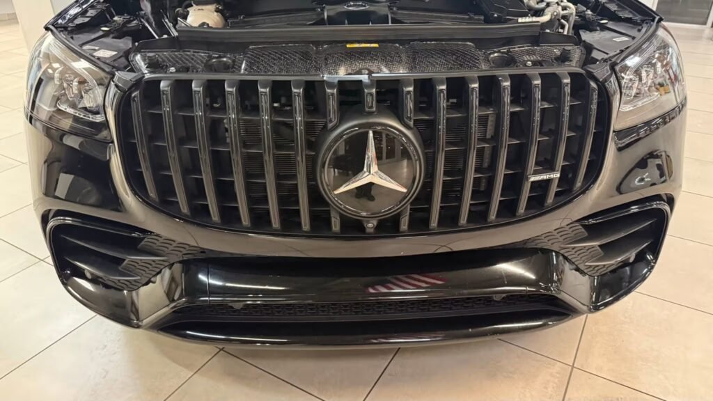 صورة السيارة