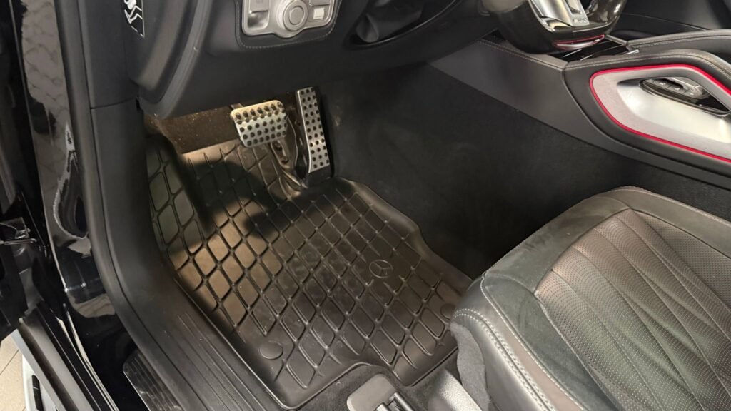 صورة السيارة