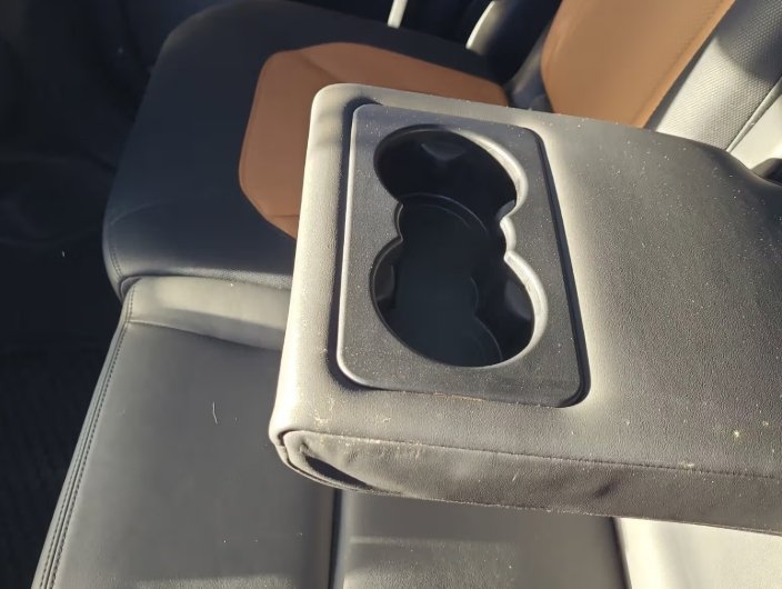 صورة السيارة