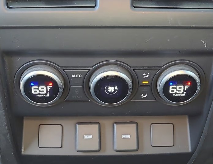 صورة السيارة