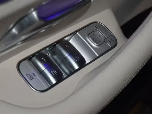 صورة السيارة