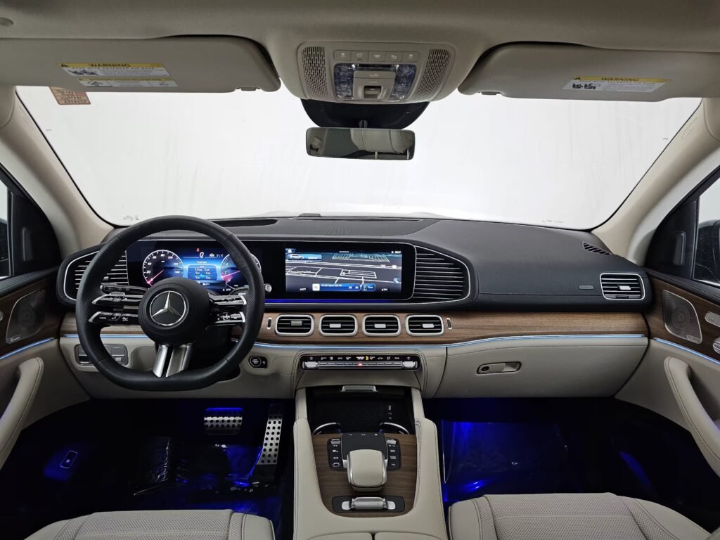 صورة السيارة