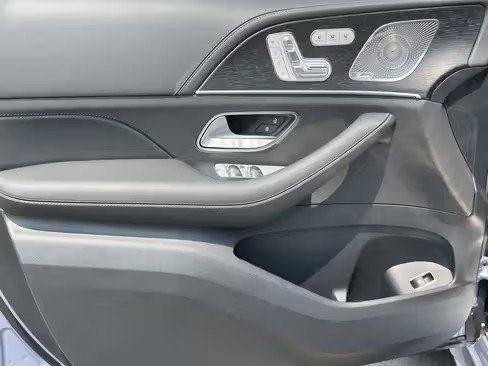 صورة السيارة