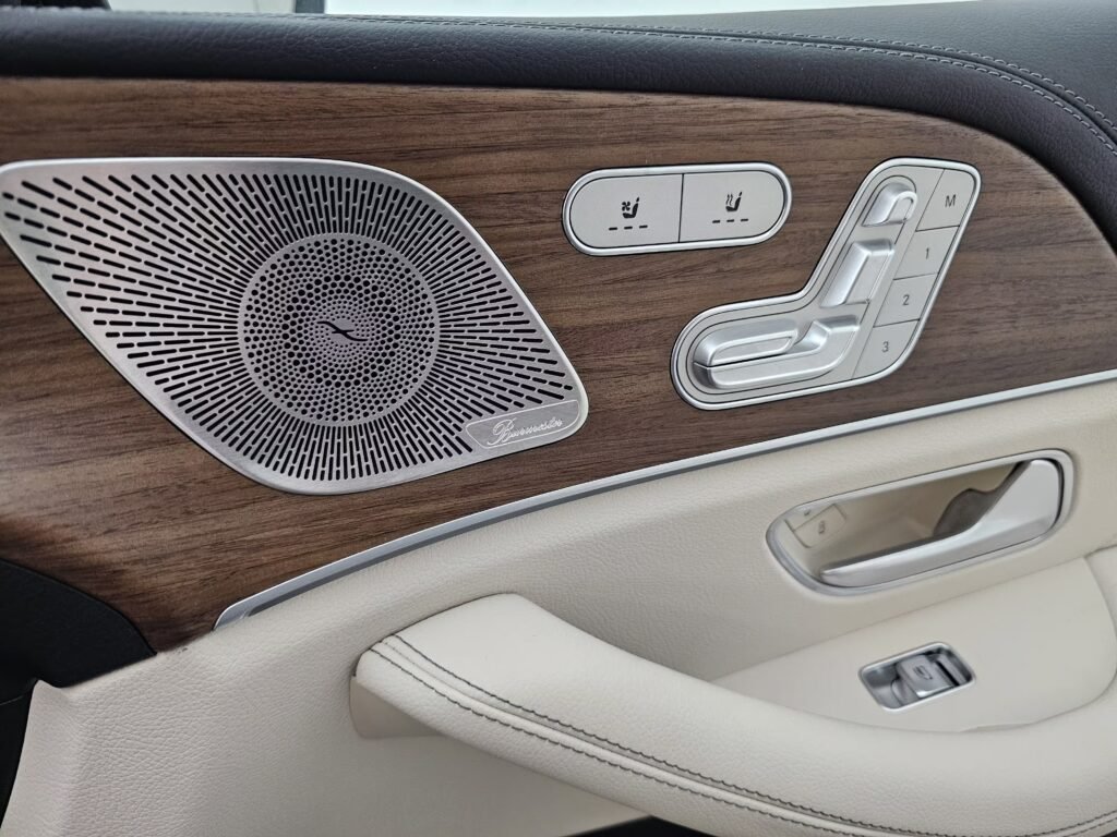 صورة السيارة