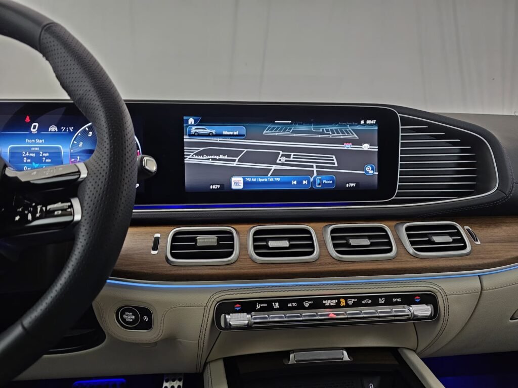 صورة السيارة