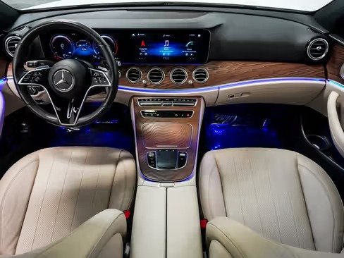 صورة السيارة