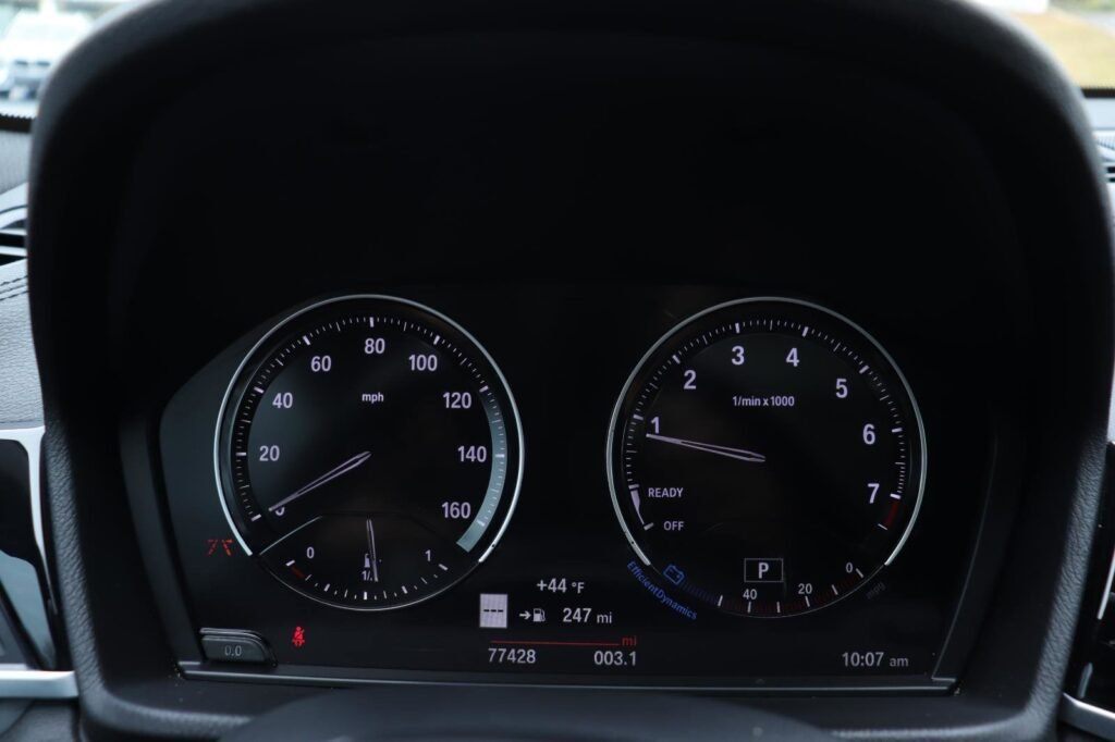 صورة السيارة