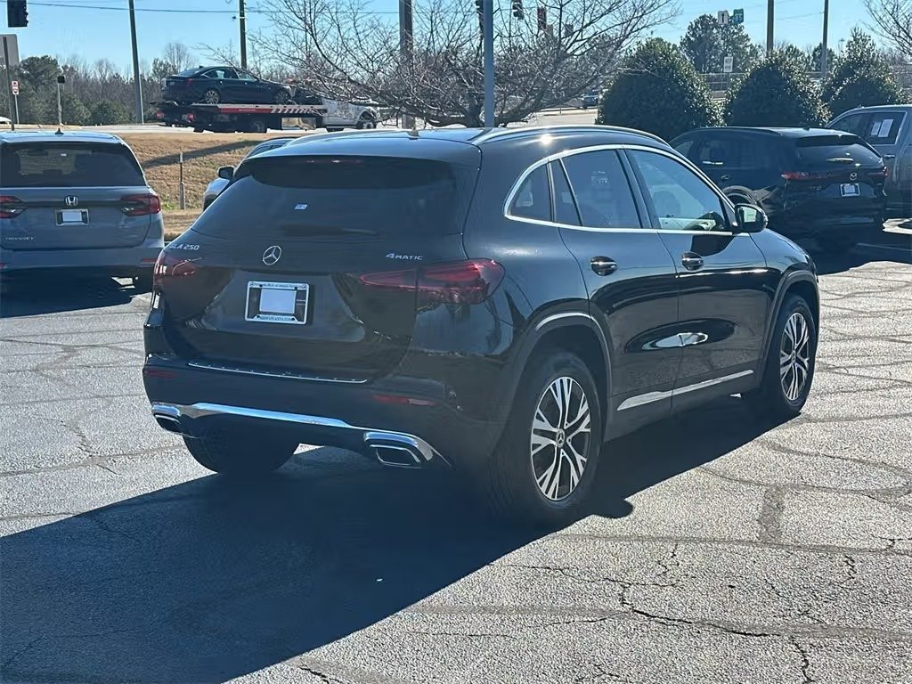 صورة السيارة