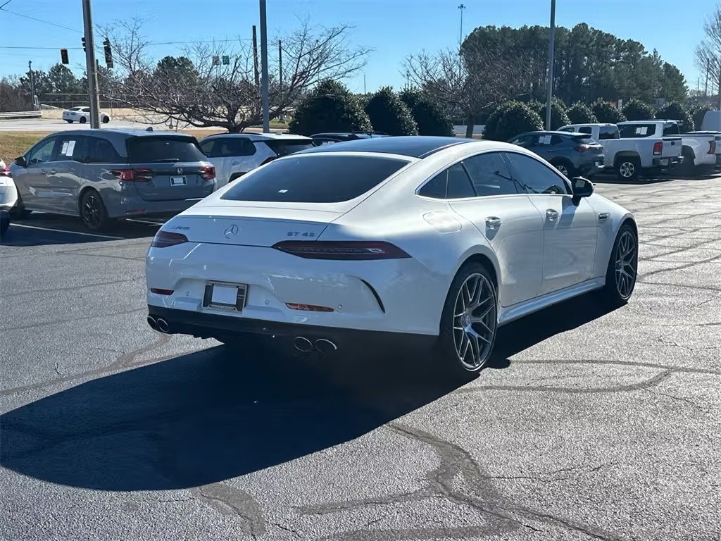 صورة السيارة