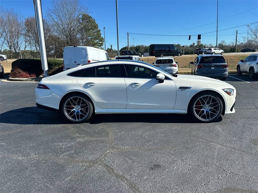 صورة السيارة