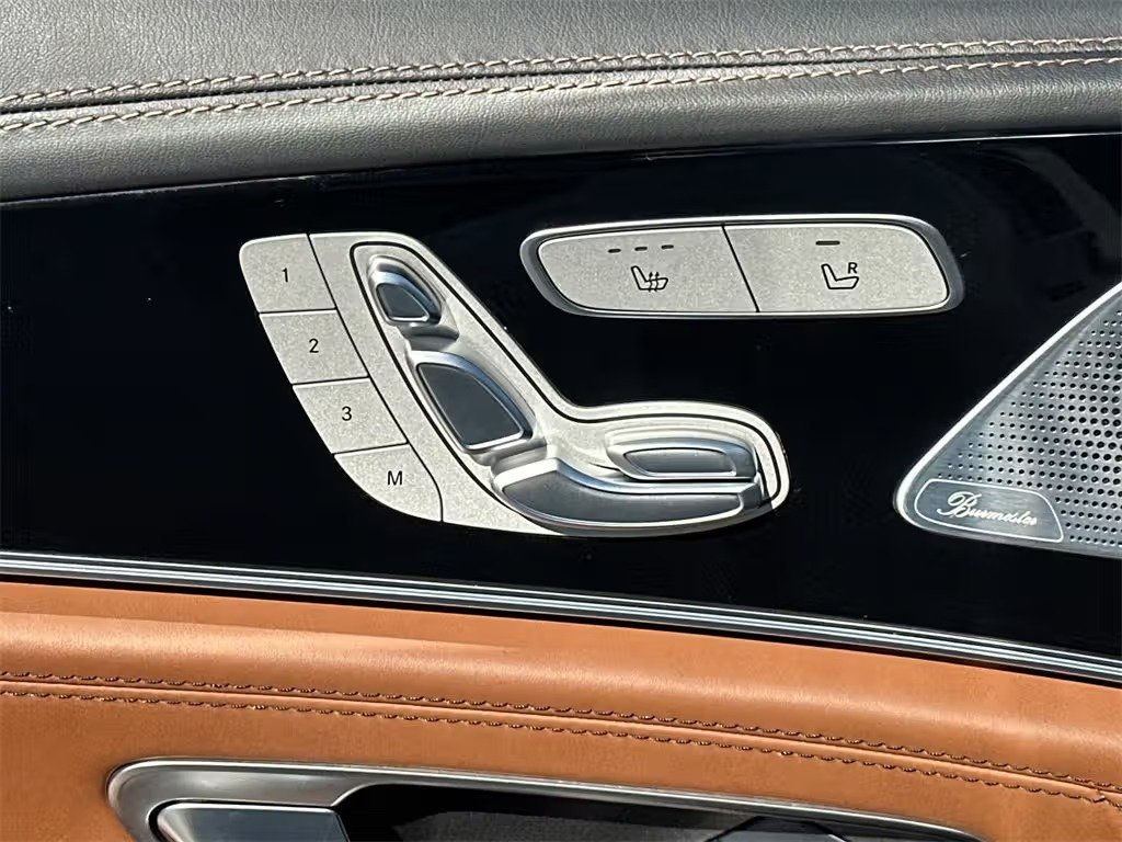 صورة السيارة