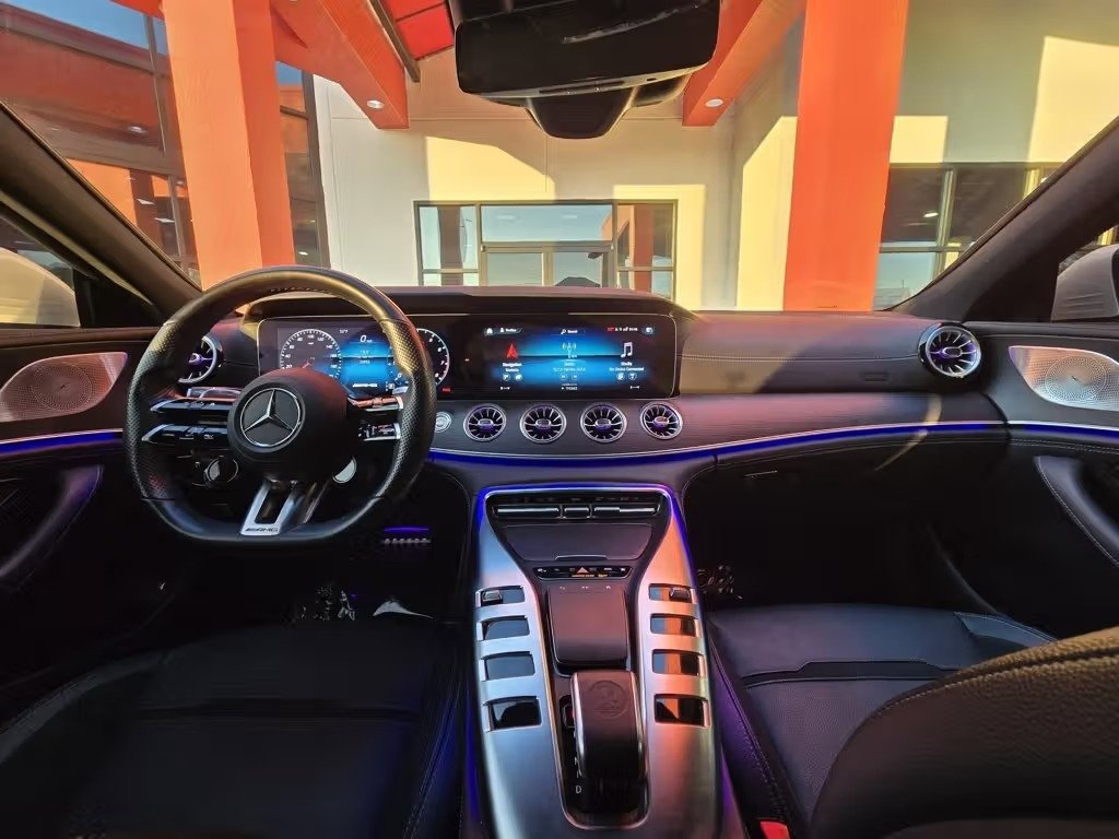 صورة السيارة