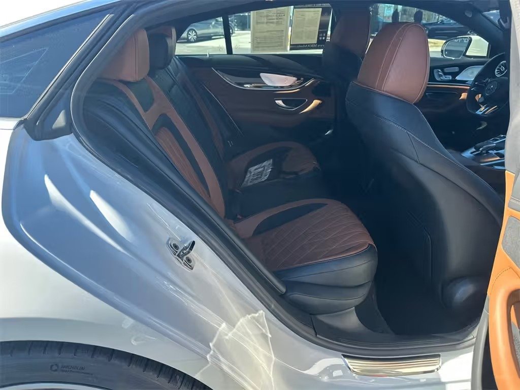 صورة السيارة