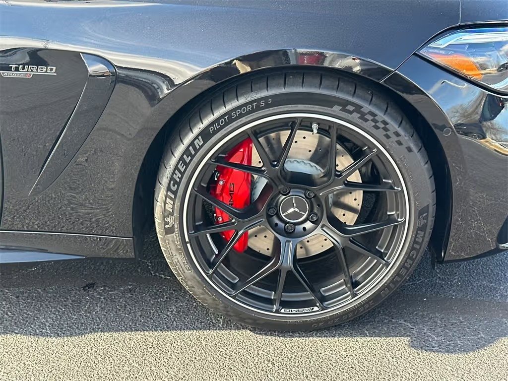 صورة السيارة