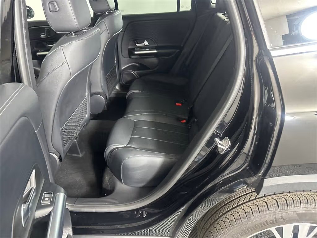 صورة السيارة