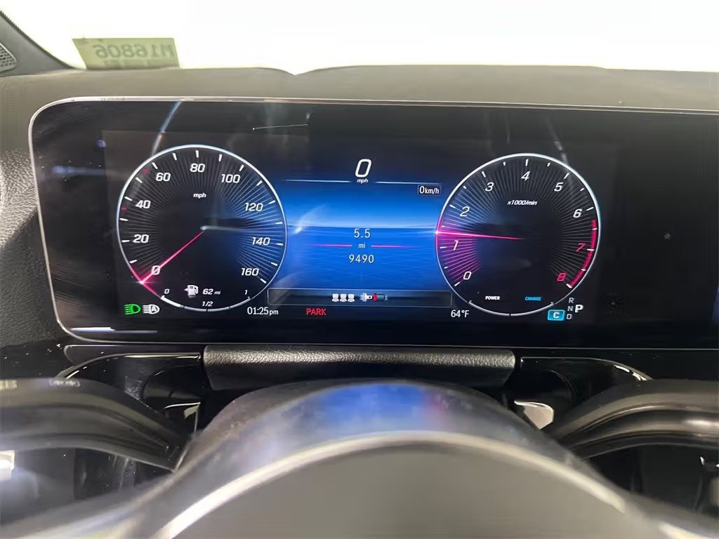 صورة السيارة