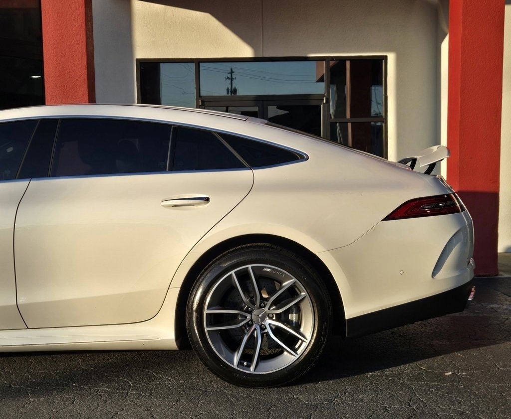 صورة السيارة