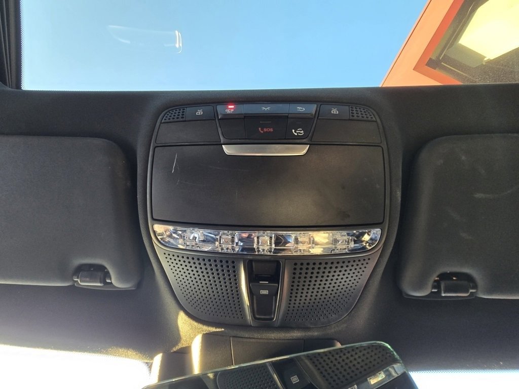 صورة السيارة