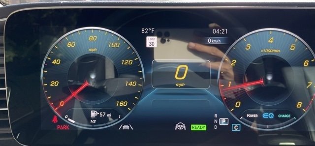 صورة السيارة