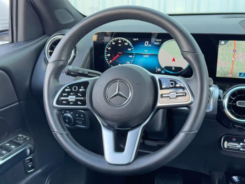 صورة السيارة