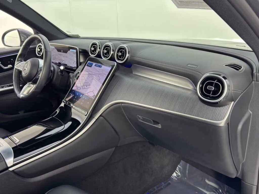 صورة السيارة