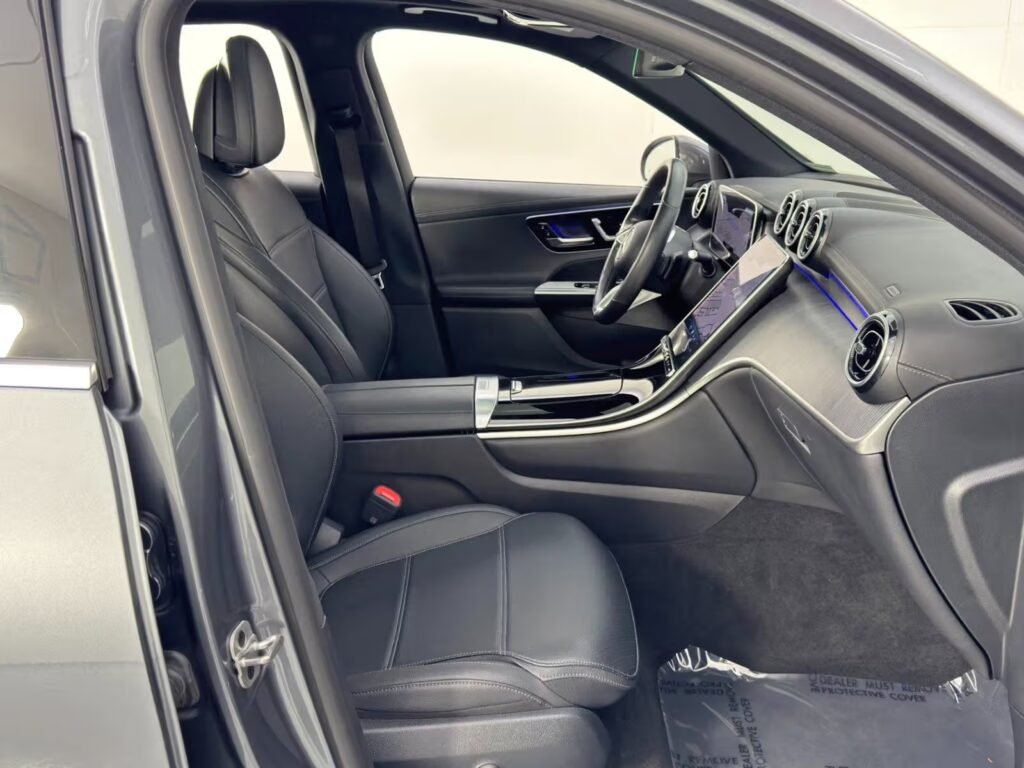 صورة السيارة