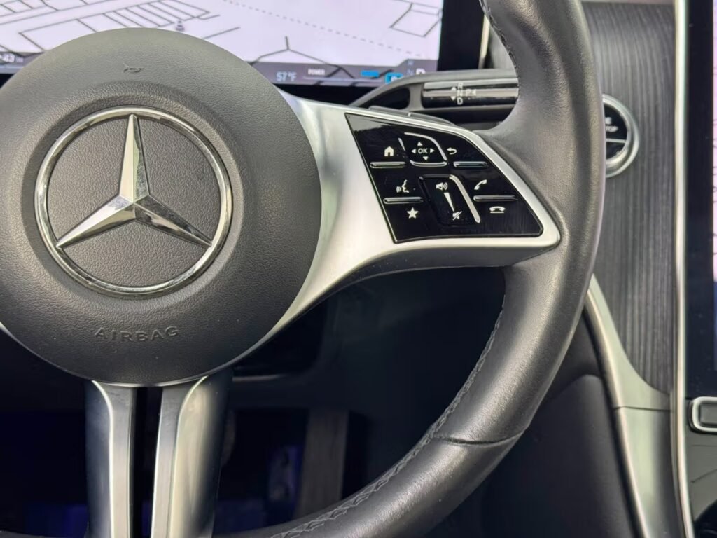 صورة السيارة