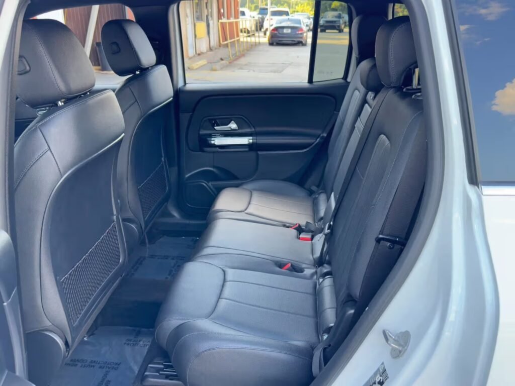 صورة السيارة