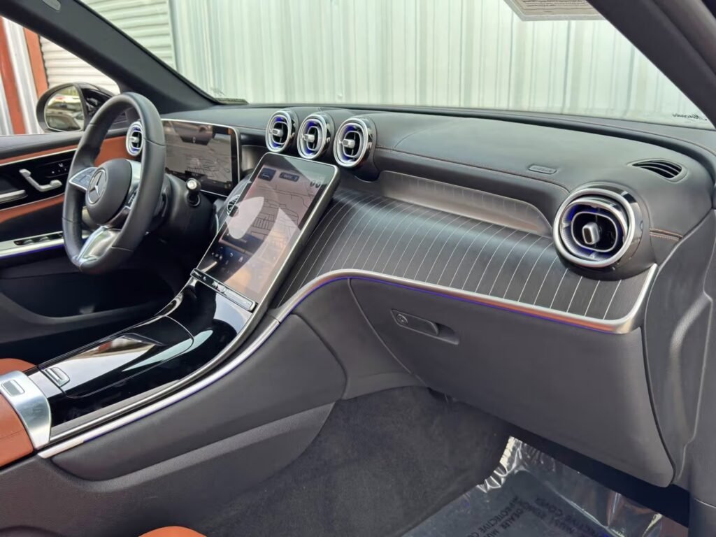 صورة السيارة