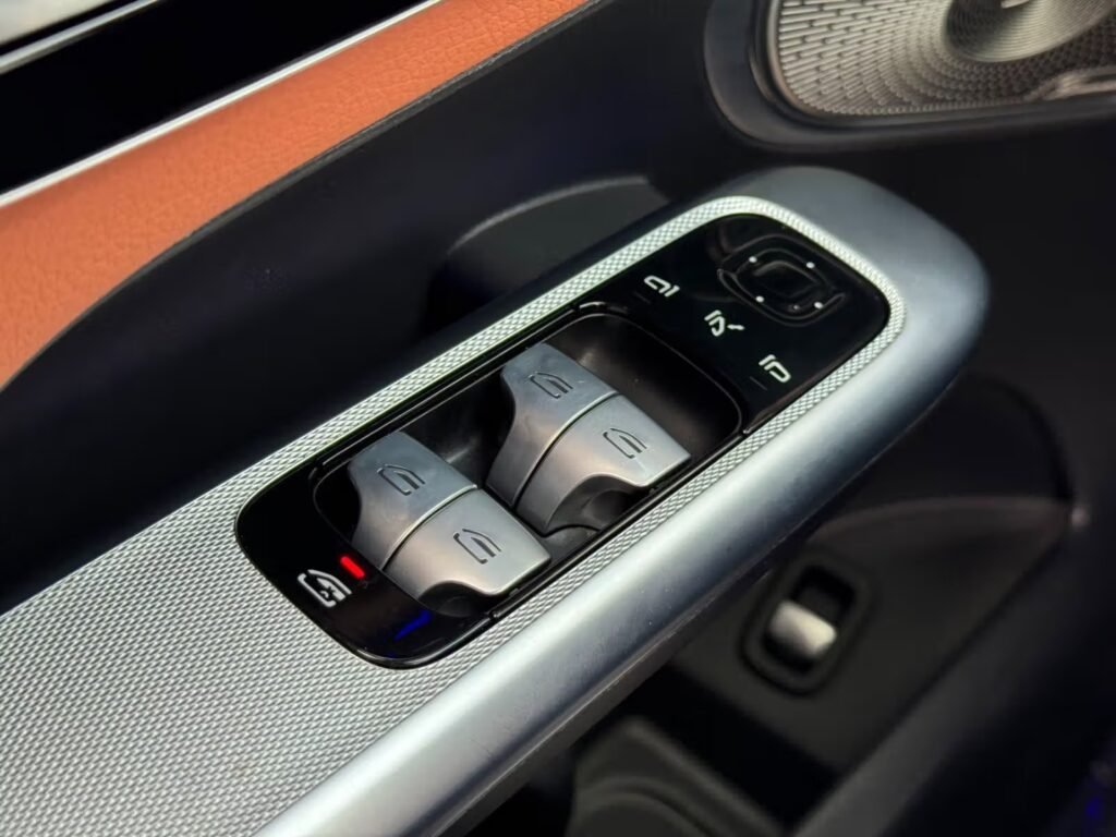 صورة السيارة