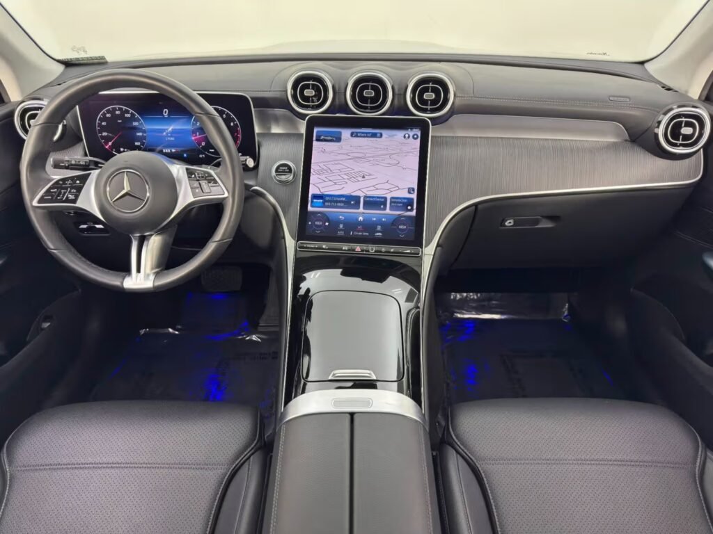 صورة السيارة