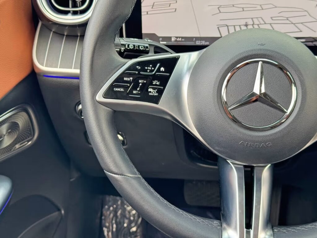 صورة السيارة