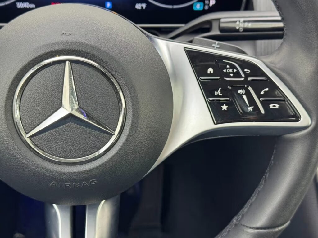 صورة السيارة